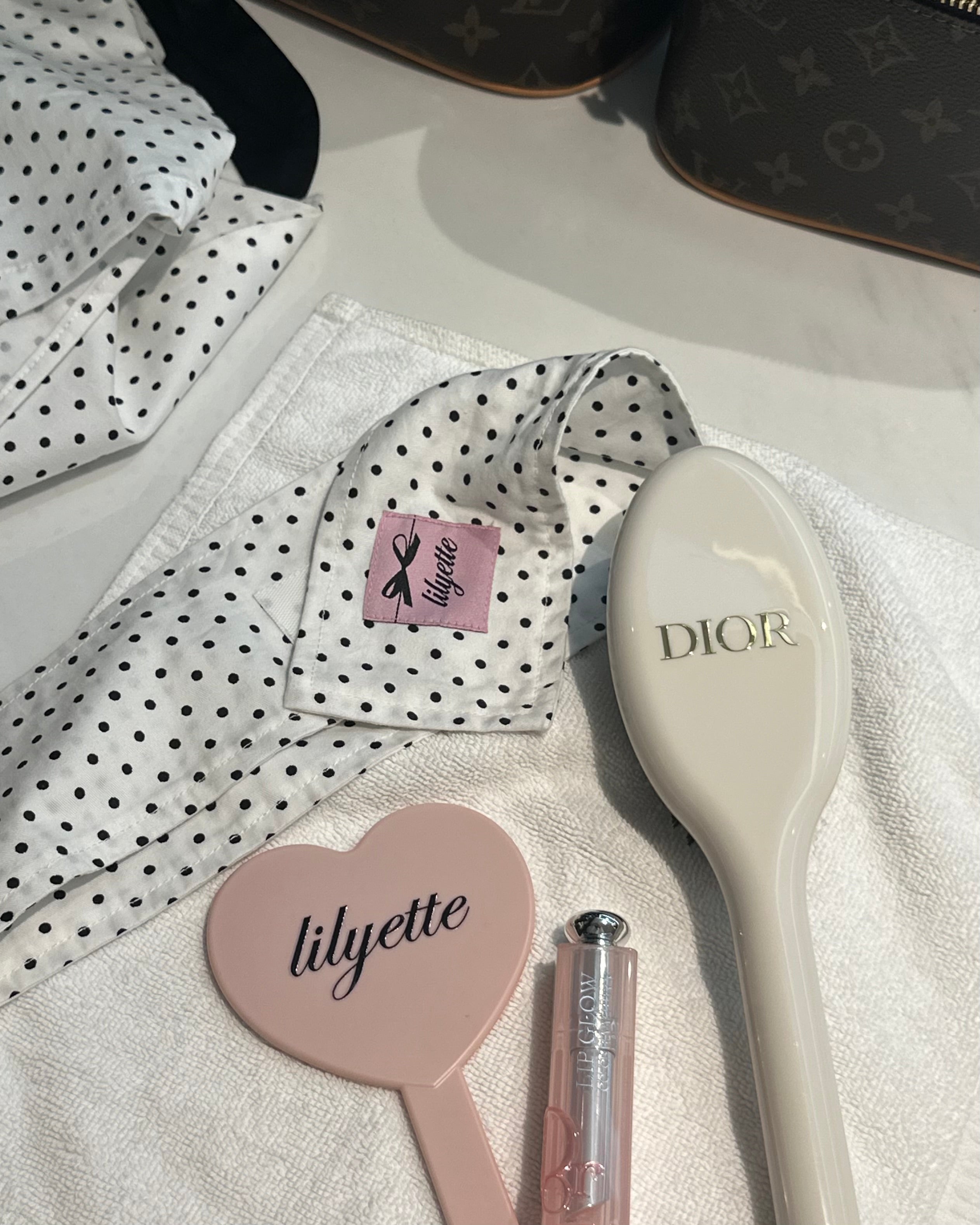 Lily Dot Set
